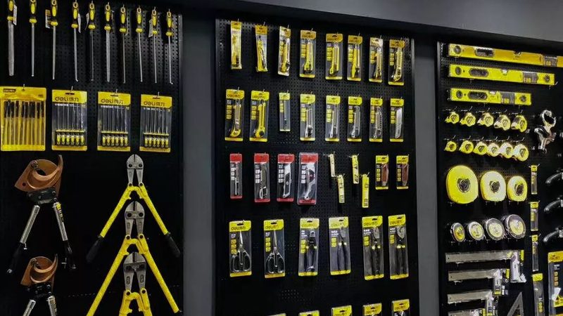 钳工工具与扳手：揭秘两者之间的区别与选择要点